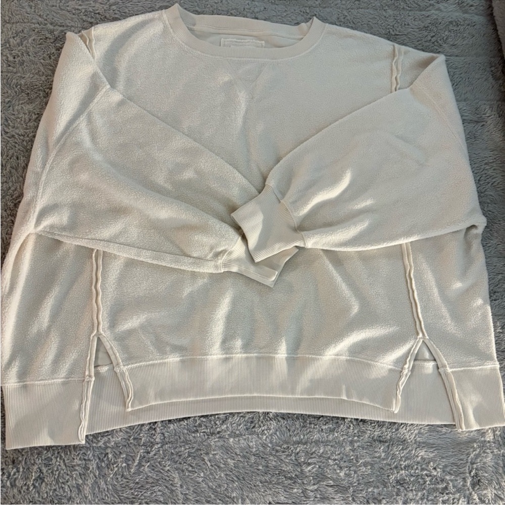 American Eagle Big Hug Fleece Crew Neck